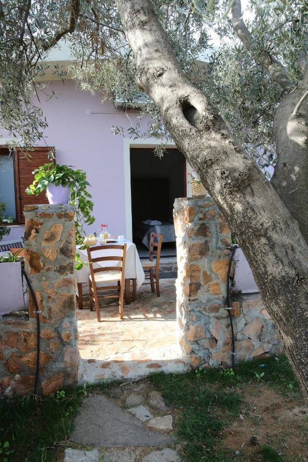 B&B Campu Moru Bari Sardo Exterior foto